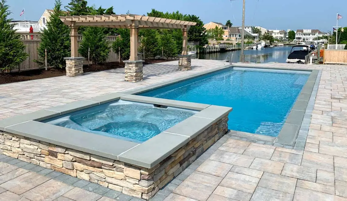 Spas & Hot Tubs